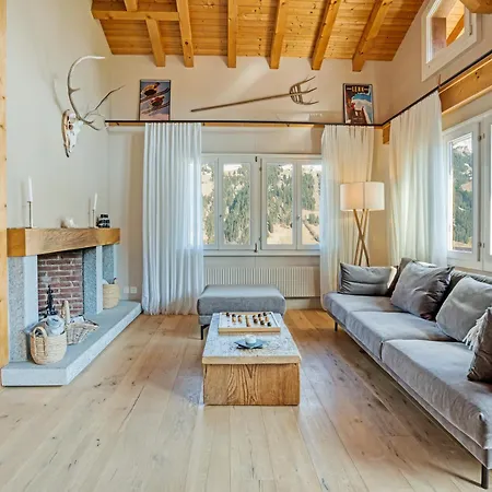 Luxury Alpine With Incredible Views 別荘