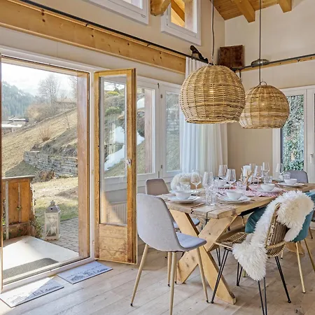 Luxury Alpine With Incredible Views 別荘 *